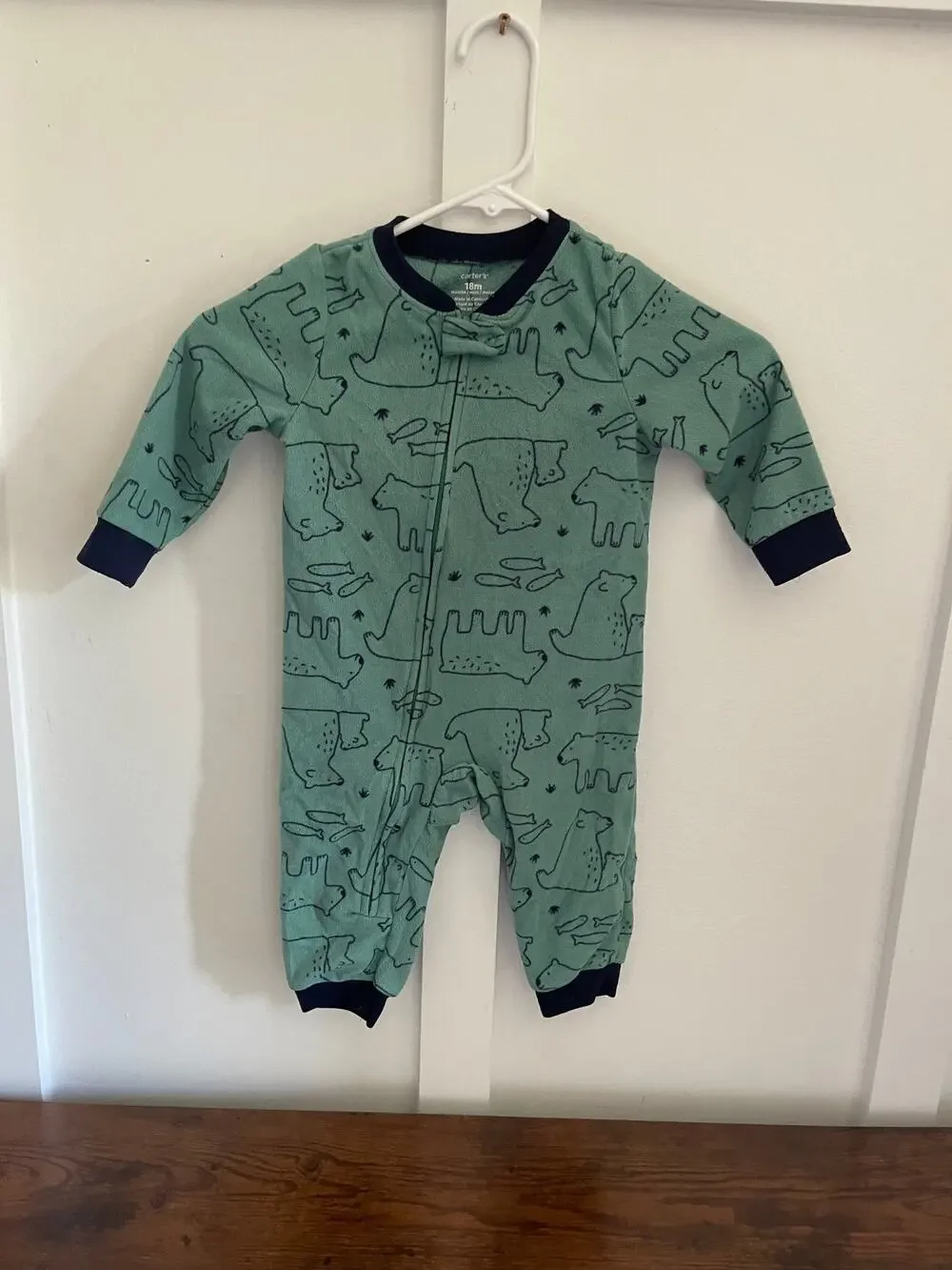Carter’s 18 month fleece outfit
